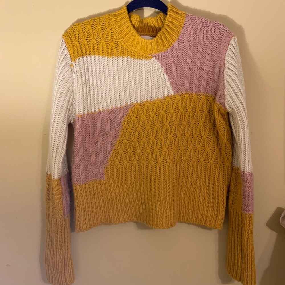 Boutique sweater size m/l